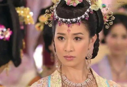 佘诗曼电视剧,演绎传奇，穿越时空的美丽传奇